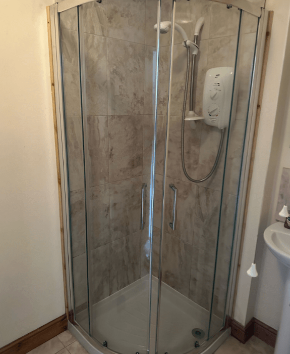 Downstairs shower room for easy access
